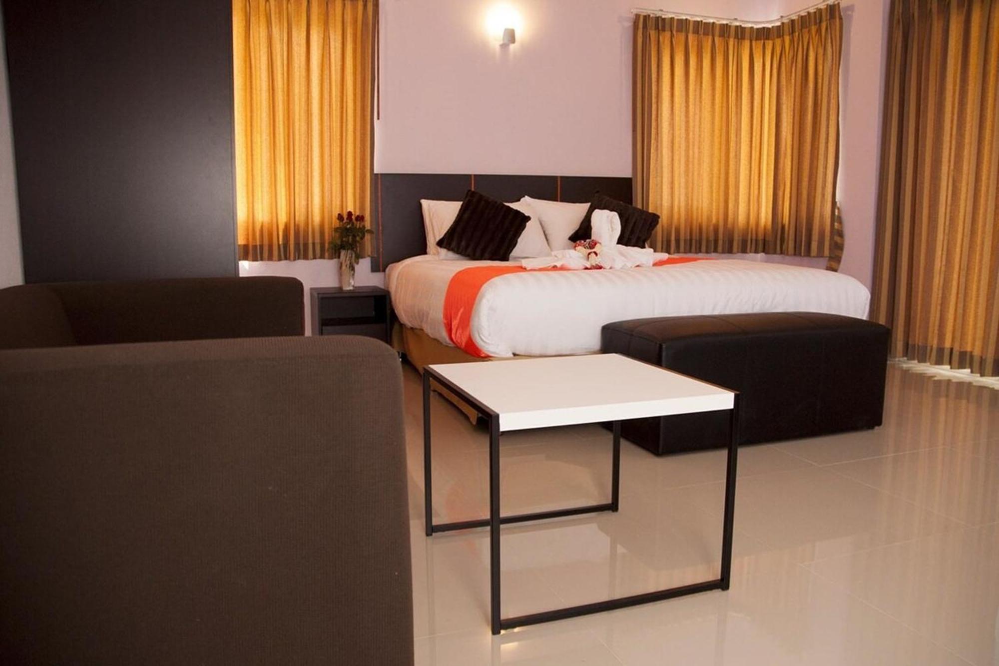 La Viva Hotel Μπούρι Ραμ Εξωτερικό φωτογραφία